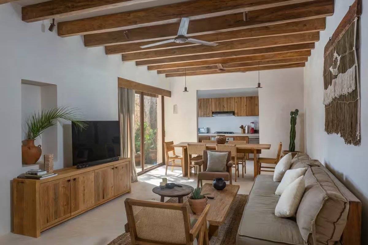 Villa moderna en La Veleta, lista para habitar 2