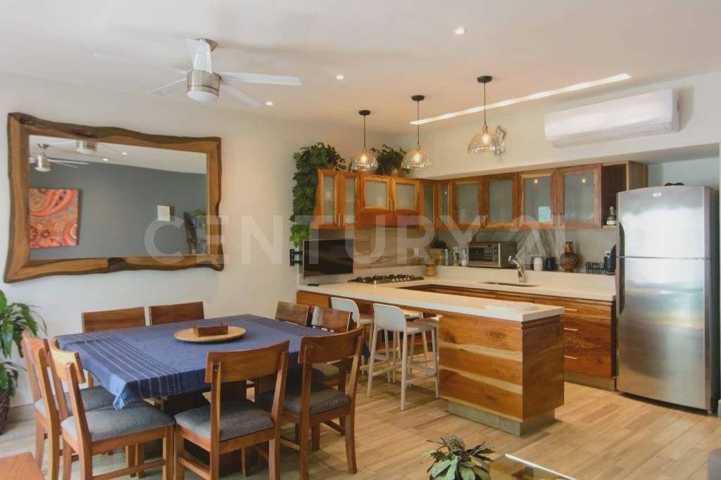 Casa nueva con terraza y excelente ubicación 3