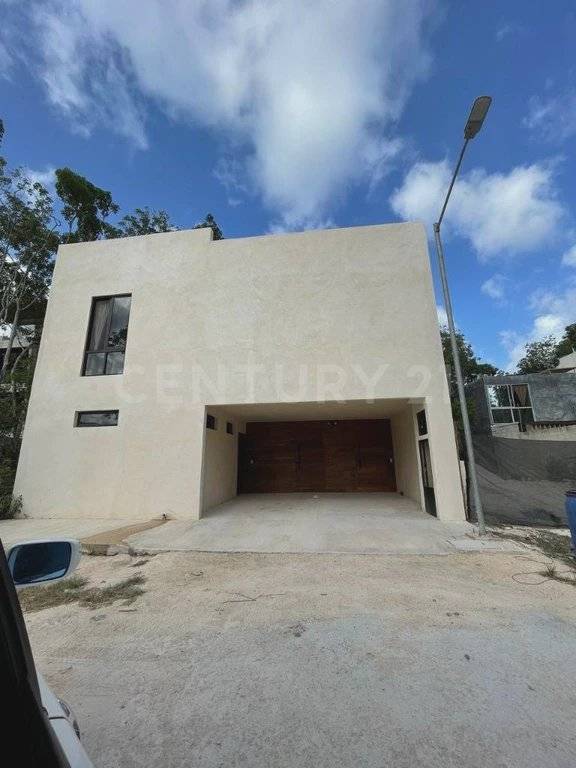 Casa Chukum en Tulum con alberca y patio 1