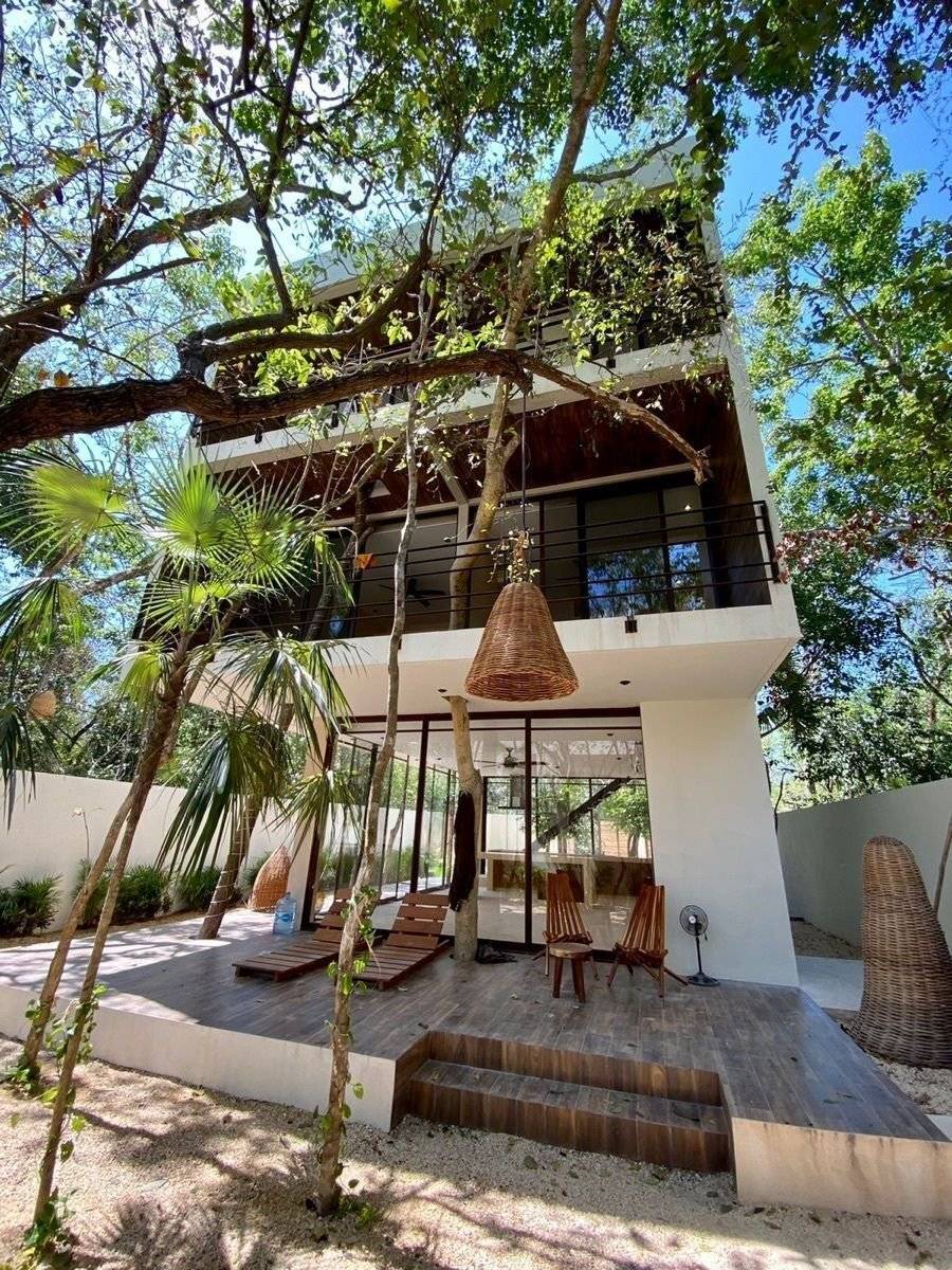 Casa moderna con jardín y alberca en Tulum 1