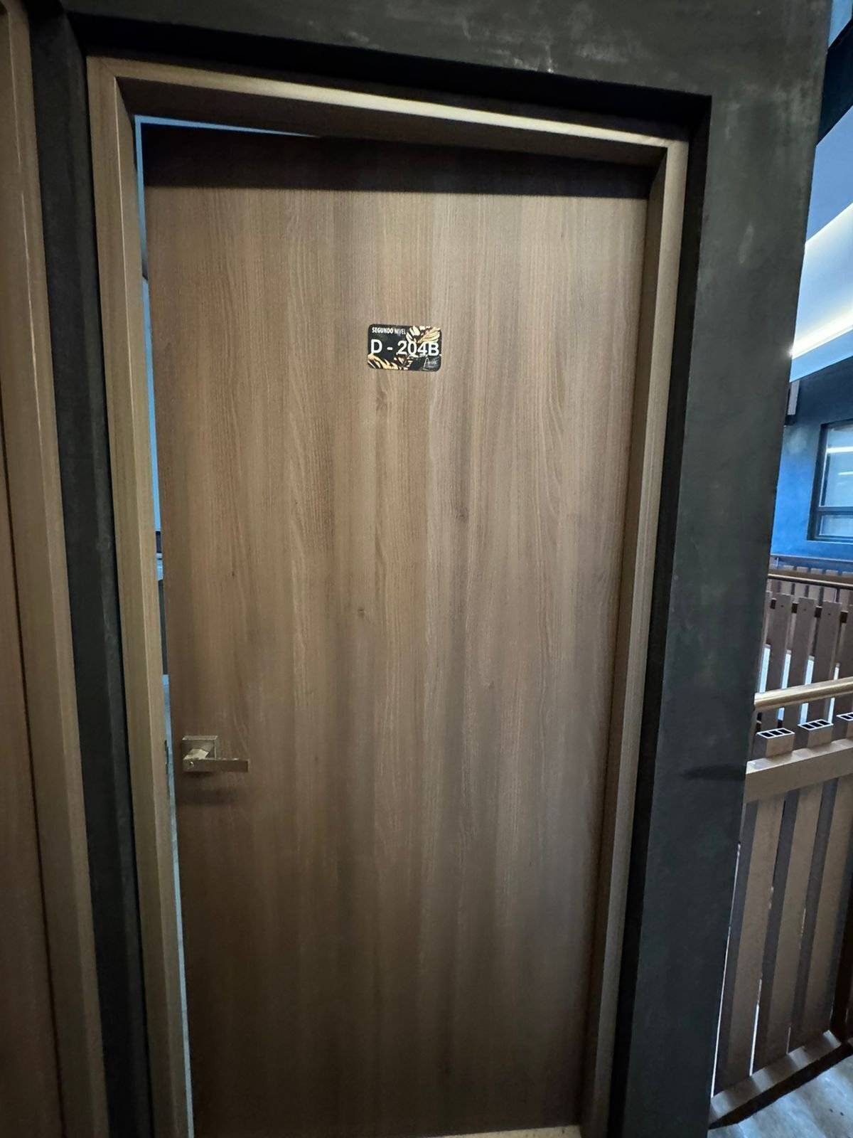 Moderno departamento en Amira District 204 2