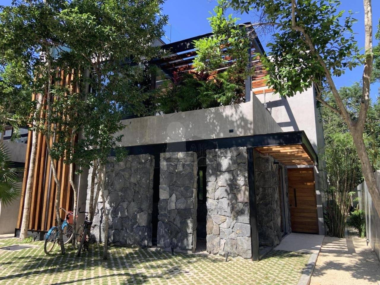Villas de lujo con piscina en Aldea Zama 2