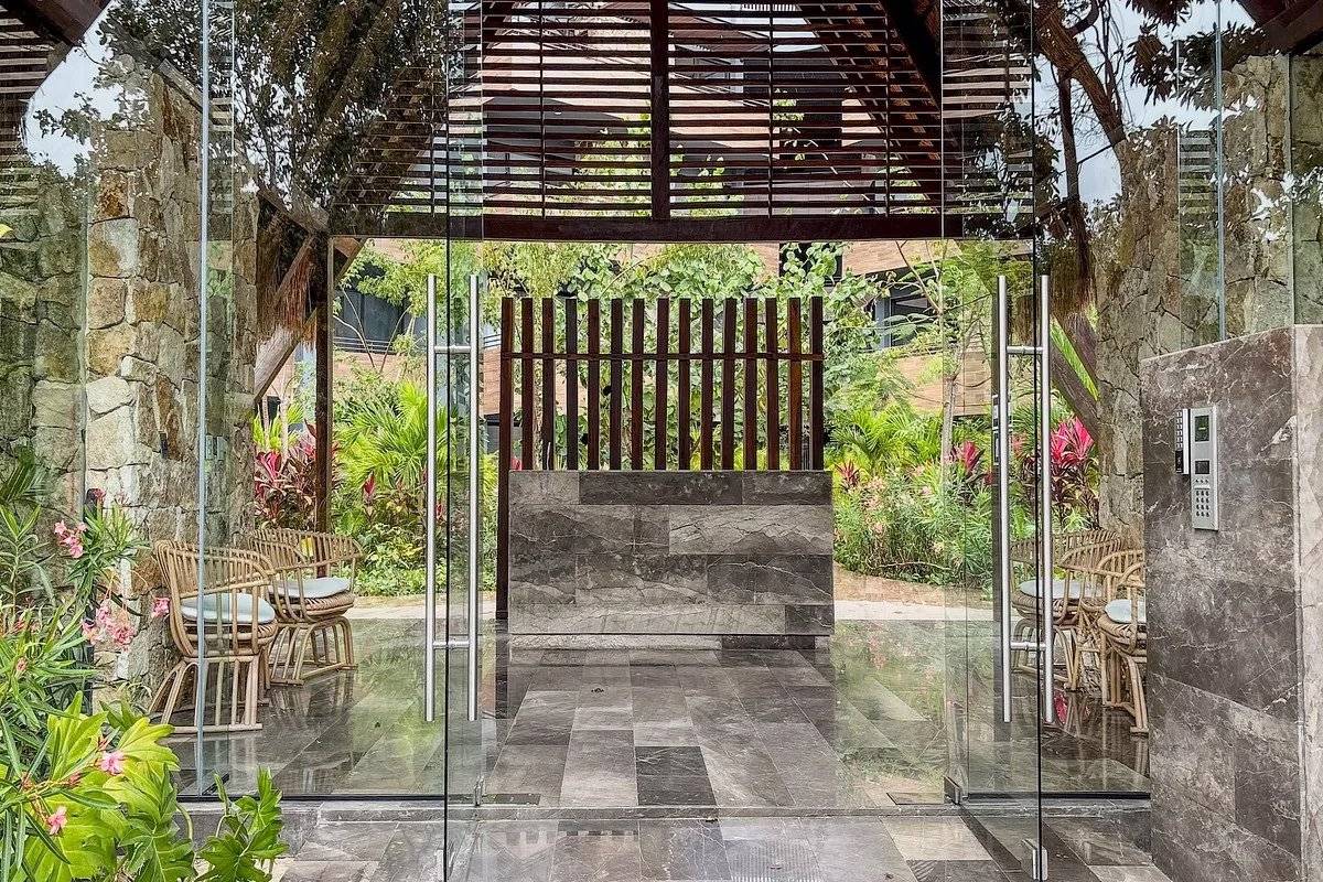 Penthouse de lujo con alberca y vista selva 3