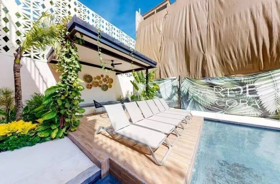 Estudio de lujo con balcón y piscina compartida 3