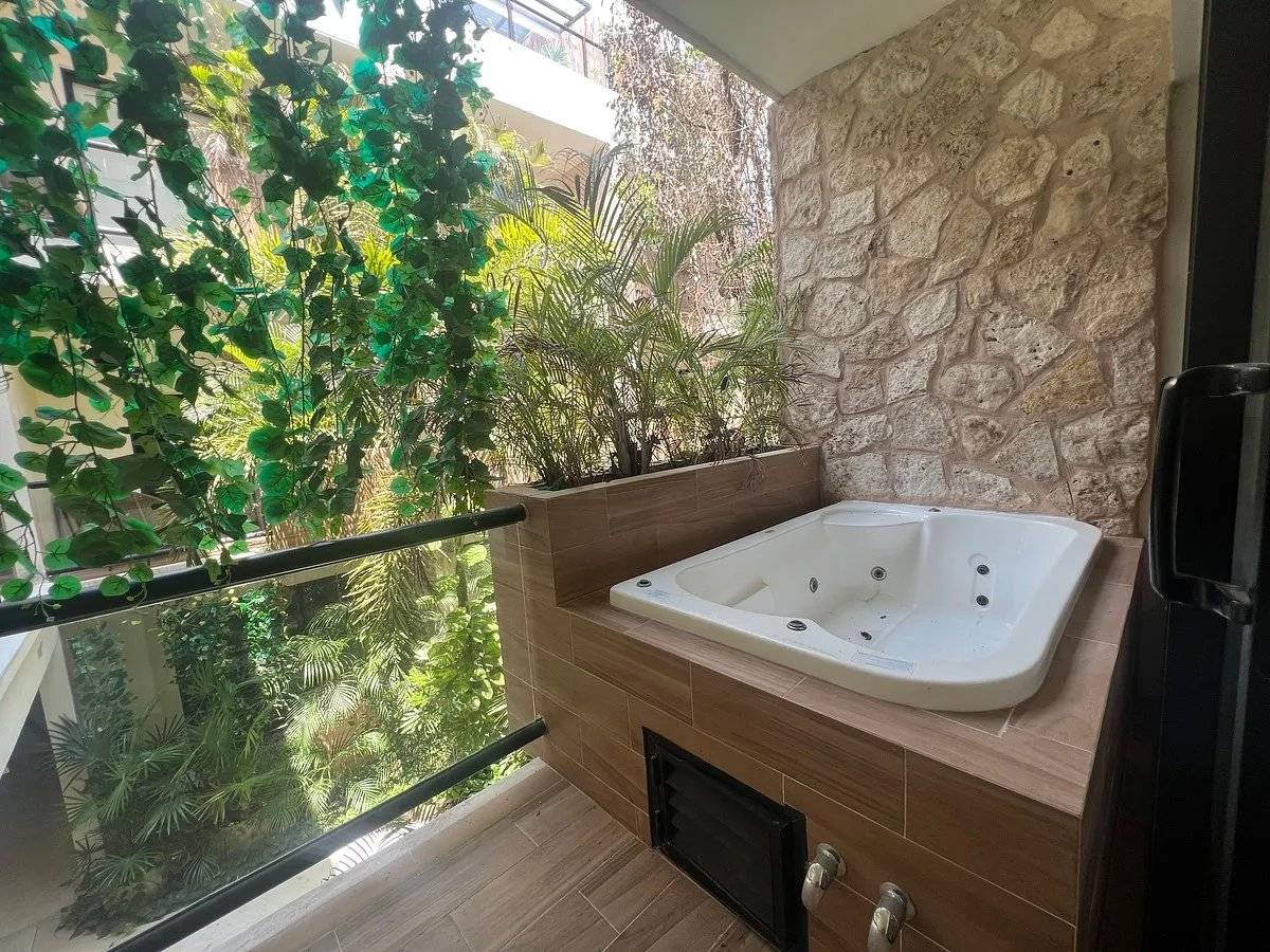 Estudio moderno con jacuzzi en Tulum 5