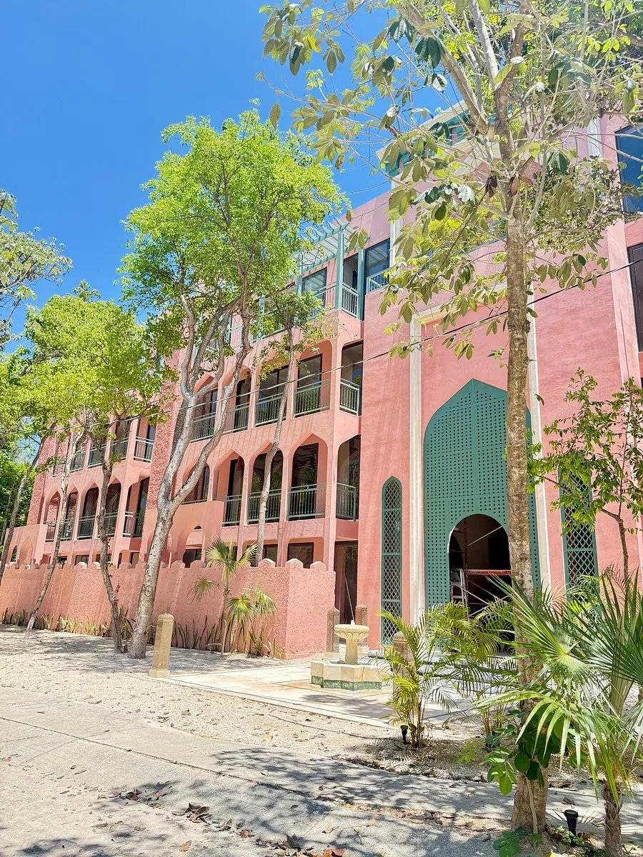 Riad exclusivo: lujo y arte en Tulum 2
