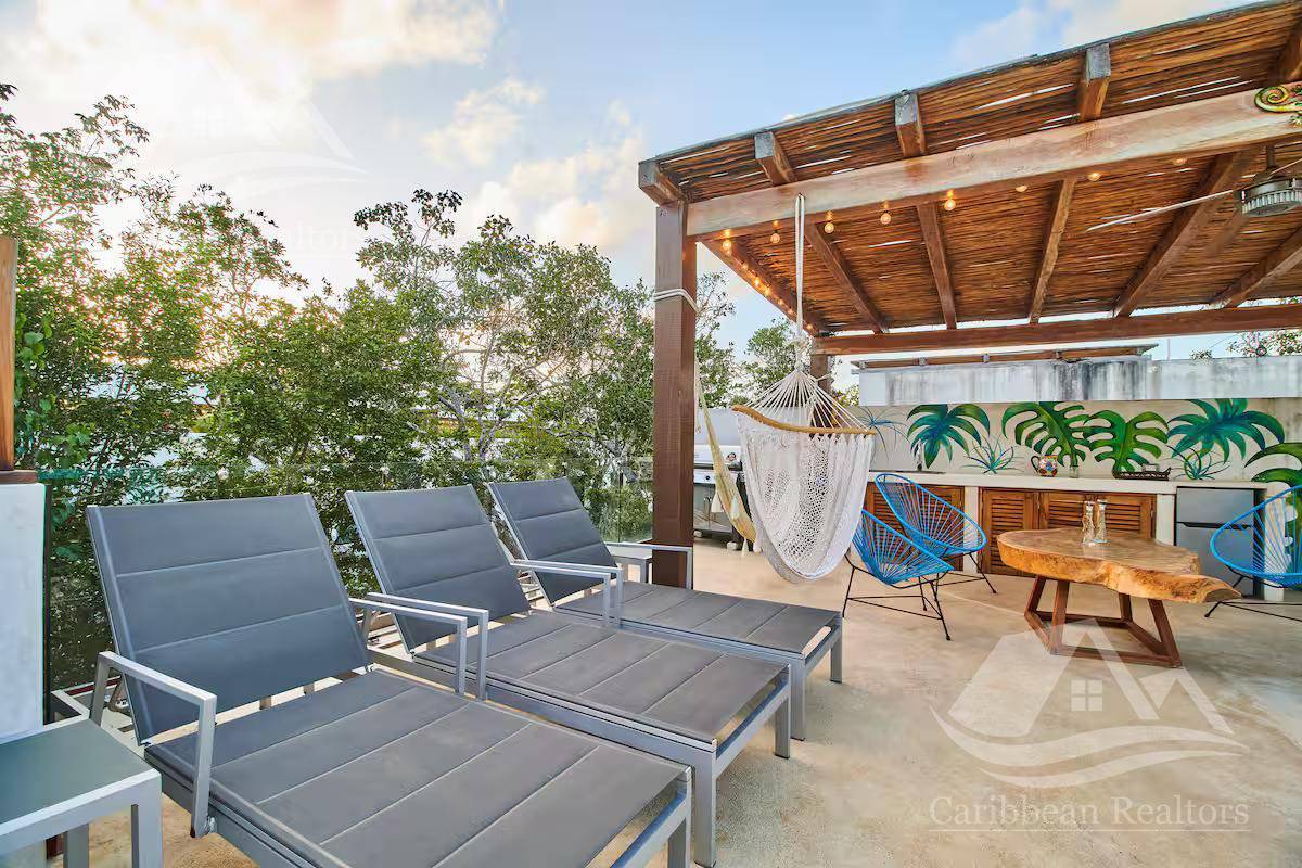 Villa de lujo con rooftop y dos piscinas en Tulum 5