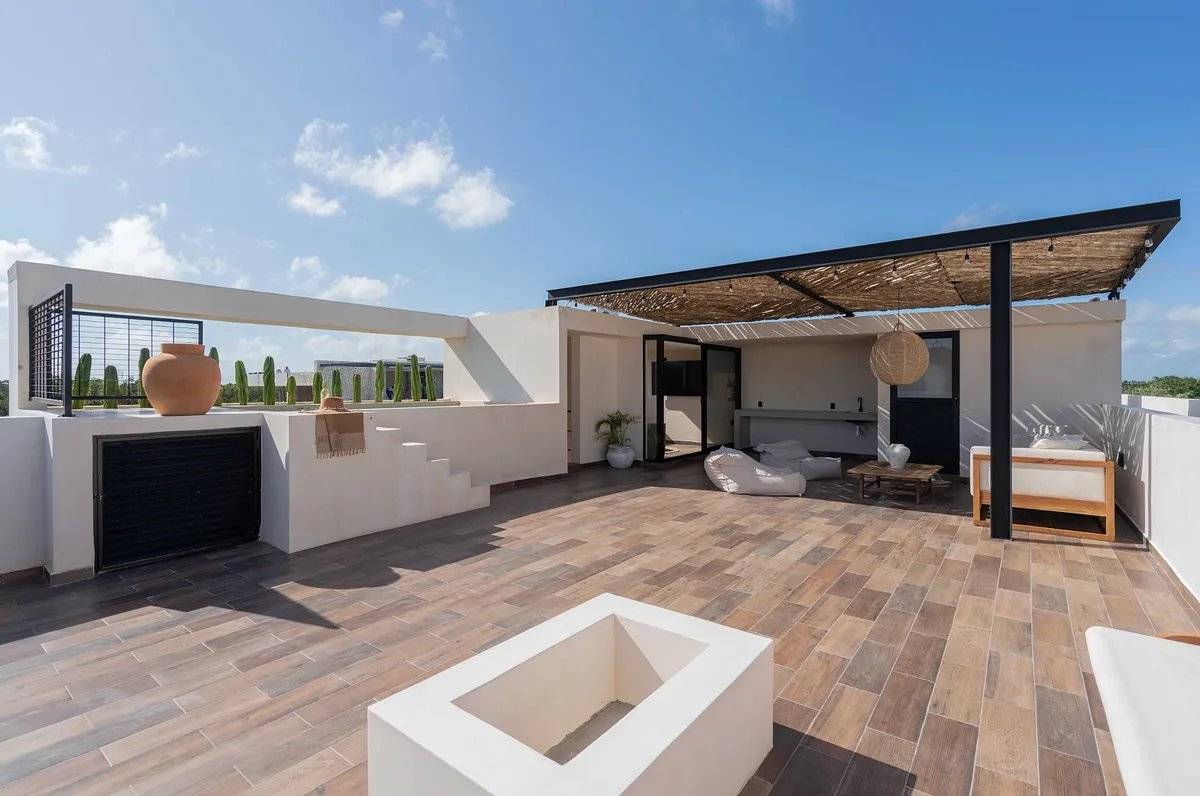 Penthouse con roof privado en Aldea Zama 5