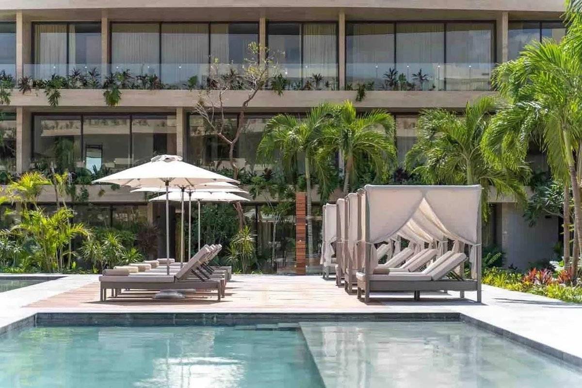 Penthouse de lujo con piscina y acceso a playa 2
