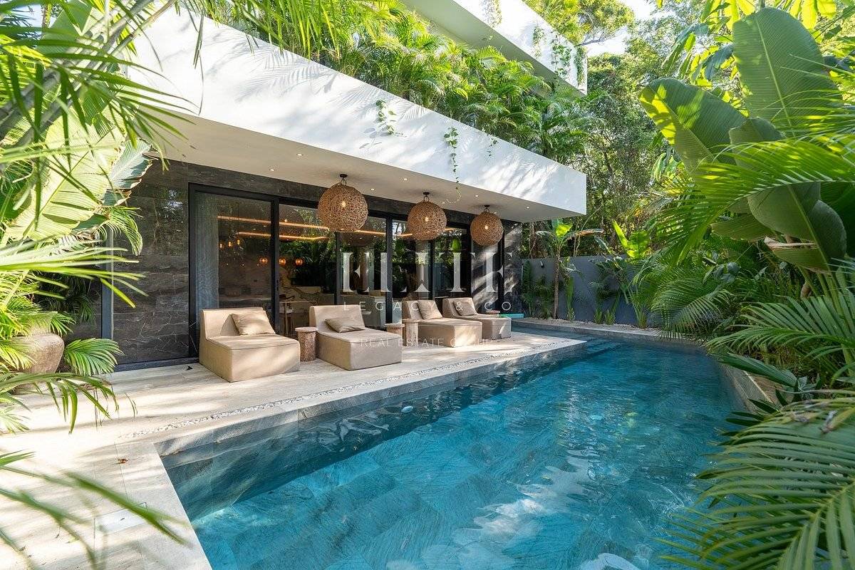 Casa con espectacular rooftop y alberca privada 1