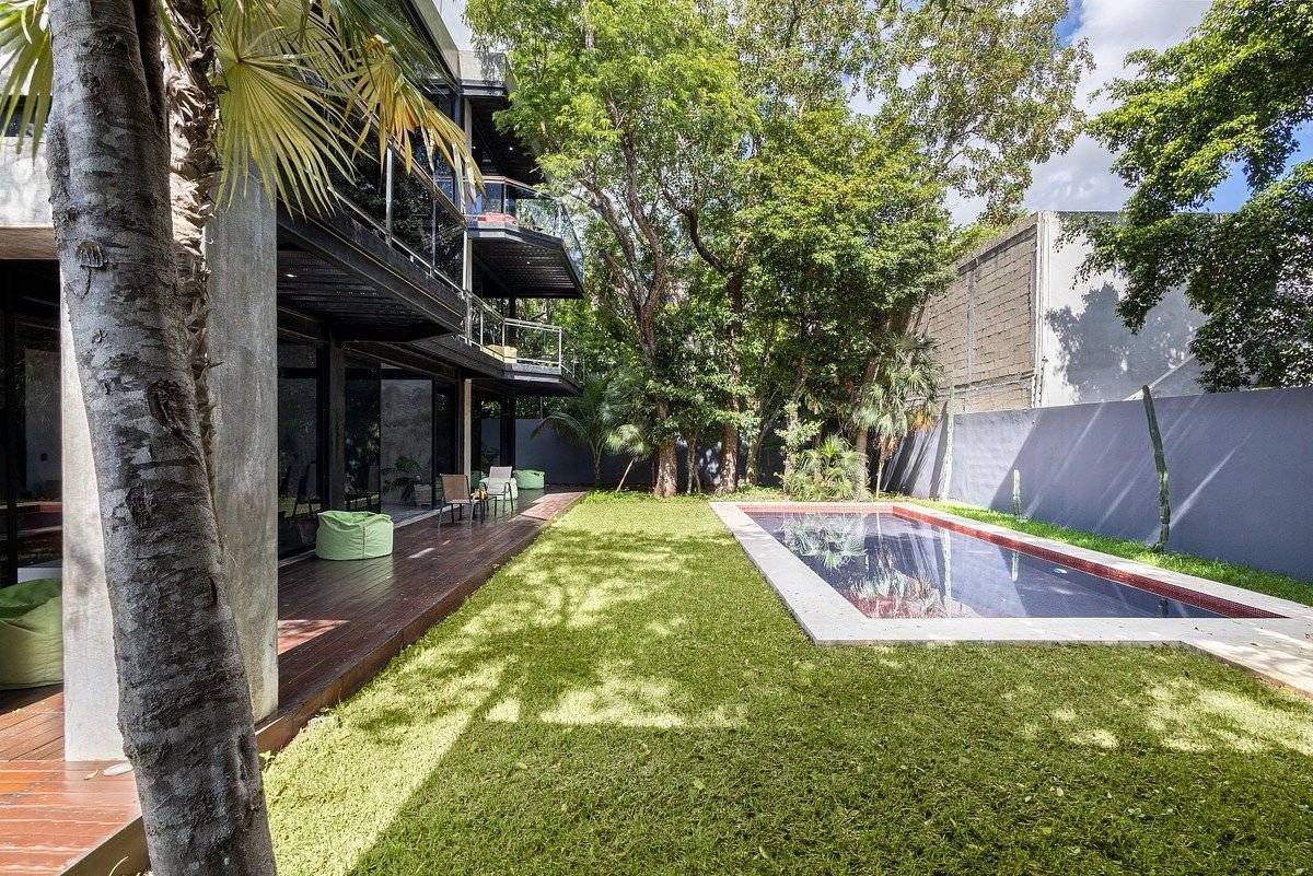 Mansión de lujo con diseño industrial en Tulum 3