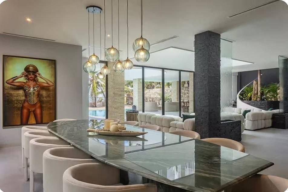 Lujo y playa privada en Palacio del Mar 2