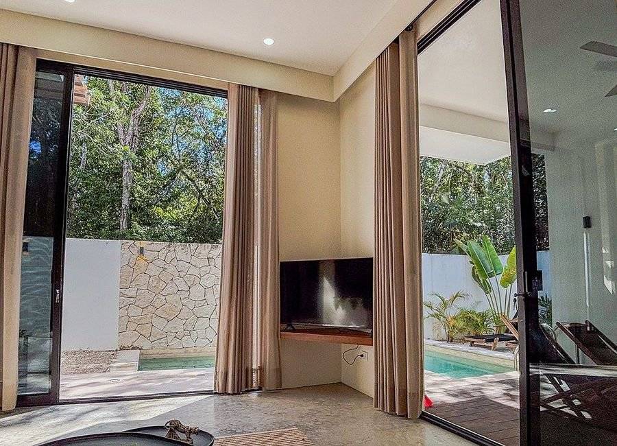 Villa Altaire: Doble altura y vistas verdes 3
