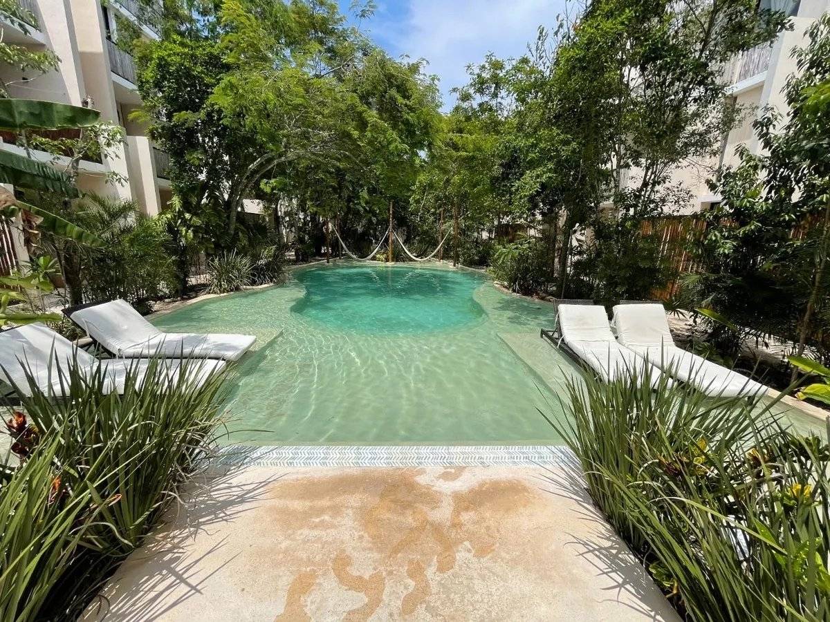 Departamento amueblado con alberca privada en Tulum 2