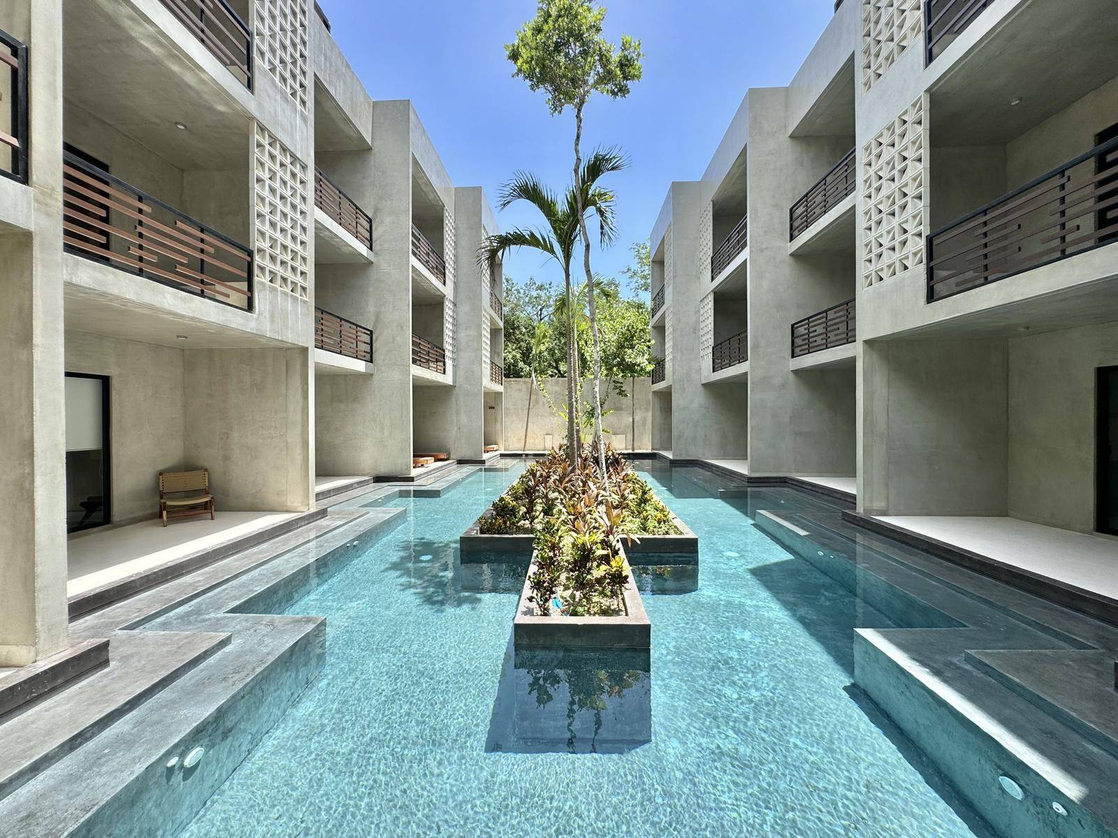 Departamentos amueblados con piscina en Tulum 1