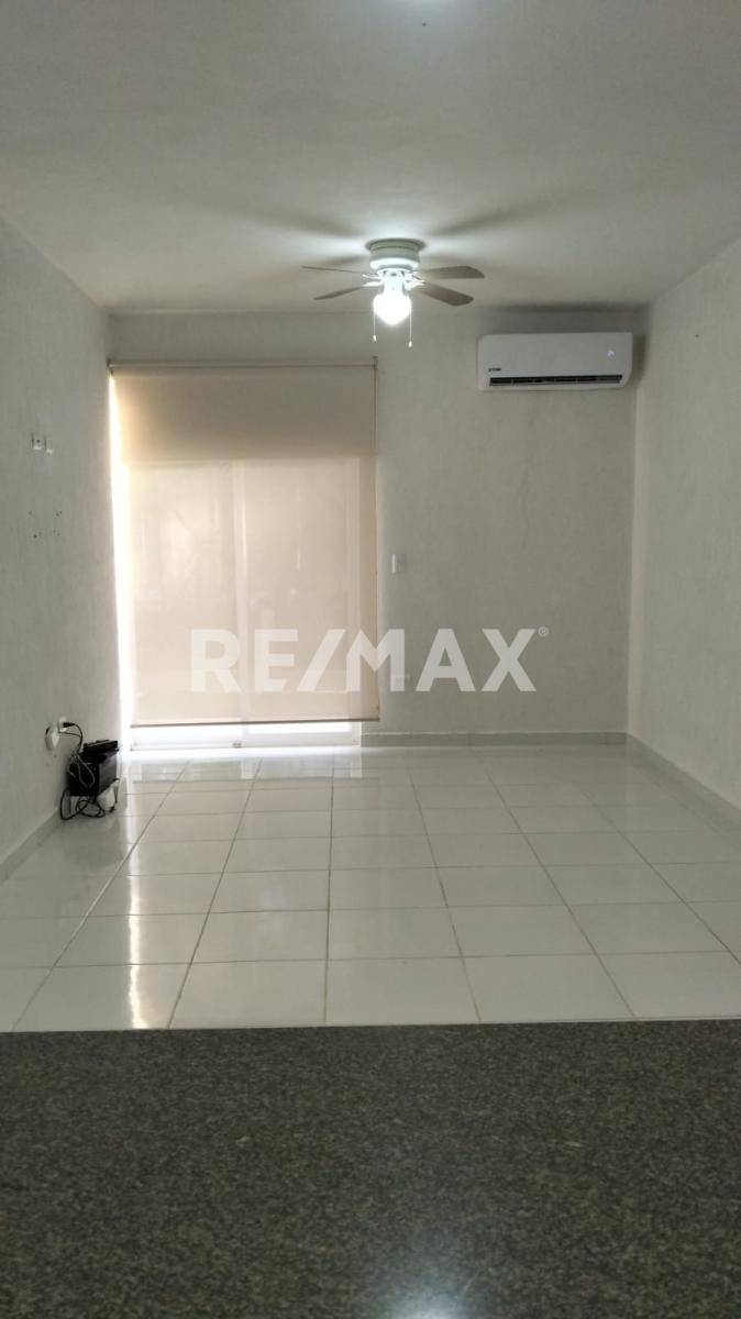 Departamento con patio privado en Tulum Plus 4