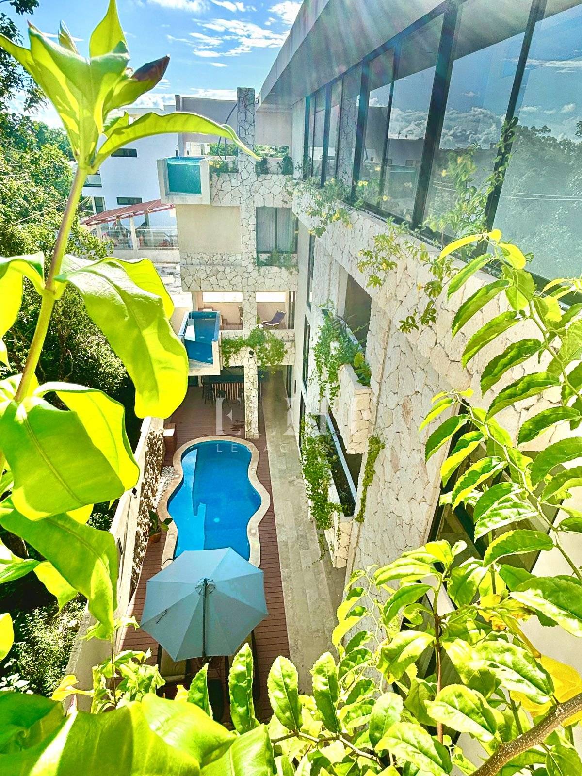 Penthouse de lujo con terraza y plunge pool 2