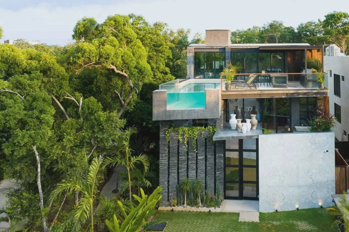 Villa de lujo con alberca y rooftop en Tulum 1