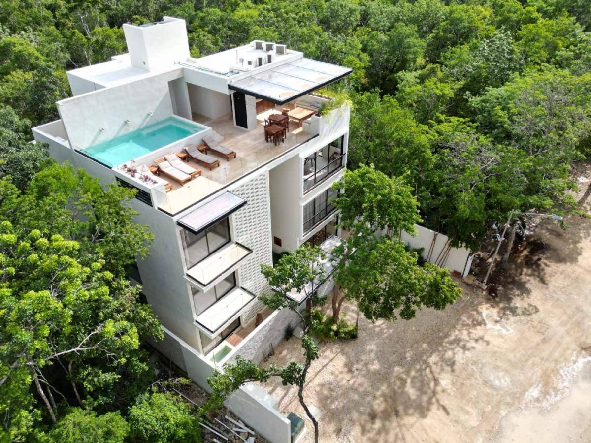 Exclusivo departamento con roof garden en Tulum 1