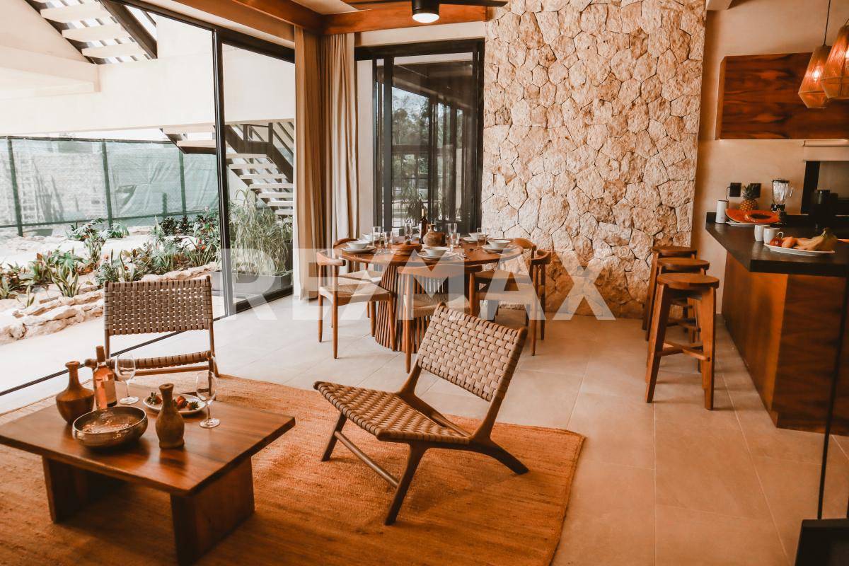Casa moderna con terraza y alberca comunal 3