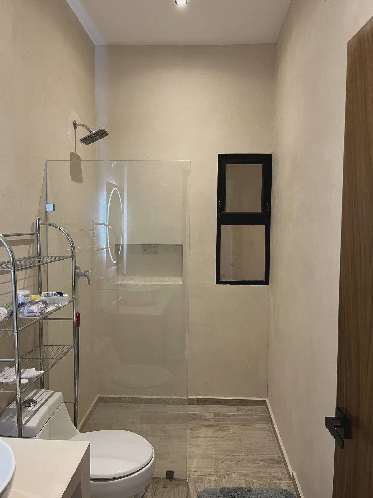 Villa en Zona Veleta: Ideal para Inversión 3