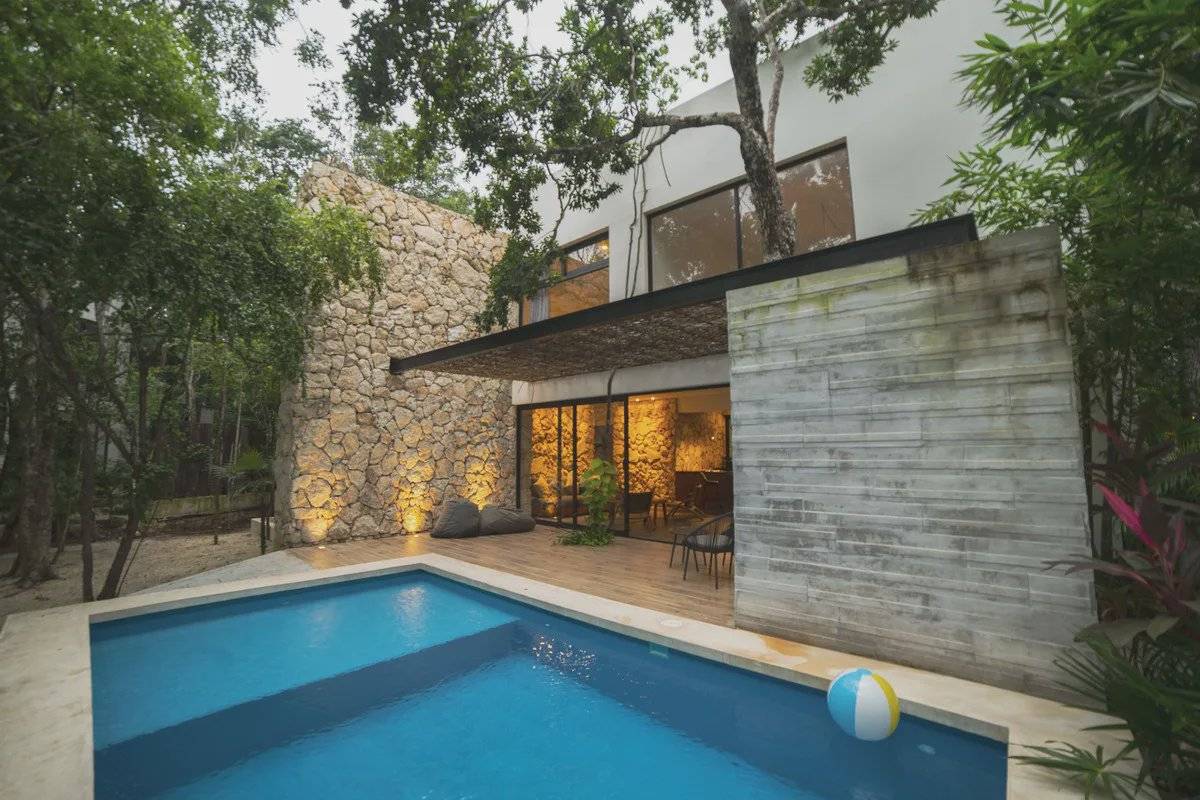 Villa de lujo con piscina y rooftop en Tulum 1