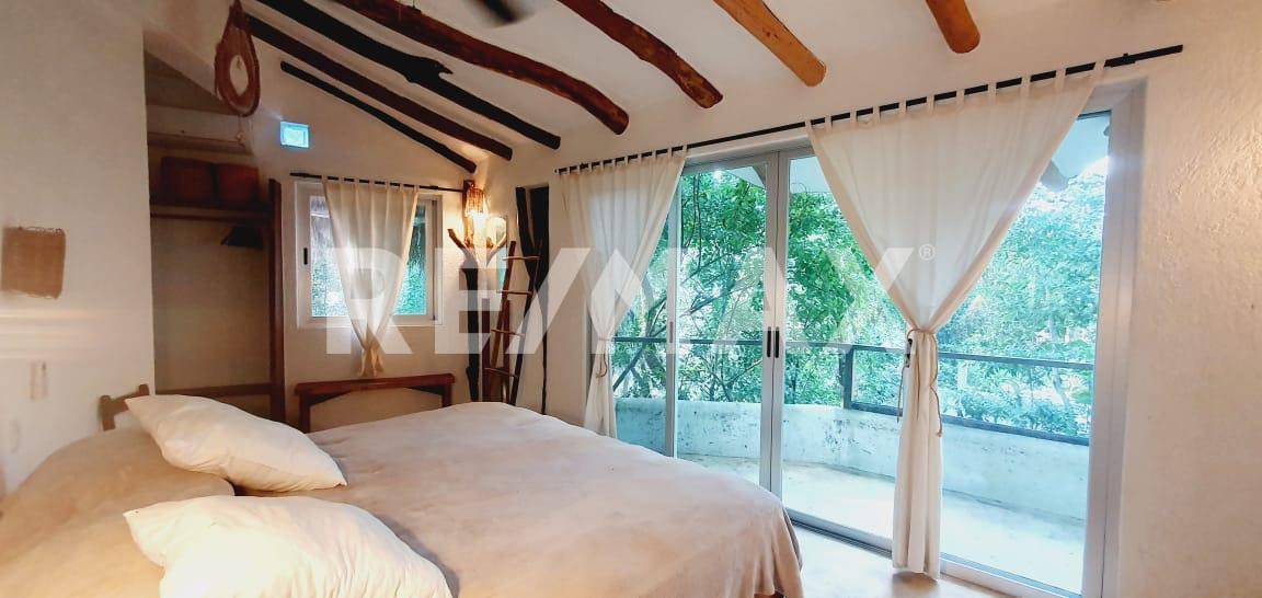 Casa Tuluminati: Conexión Natural y Estilo 1