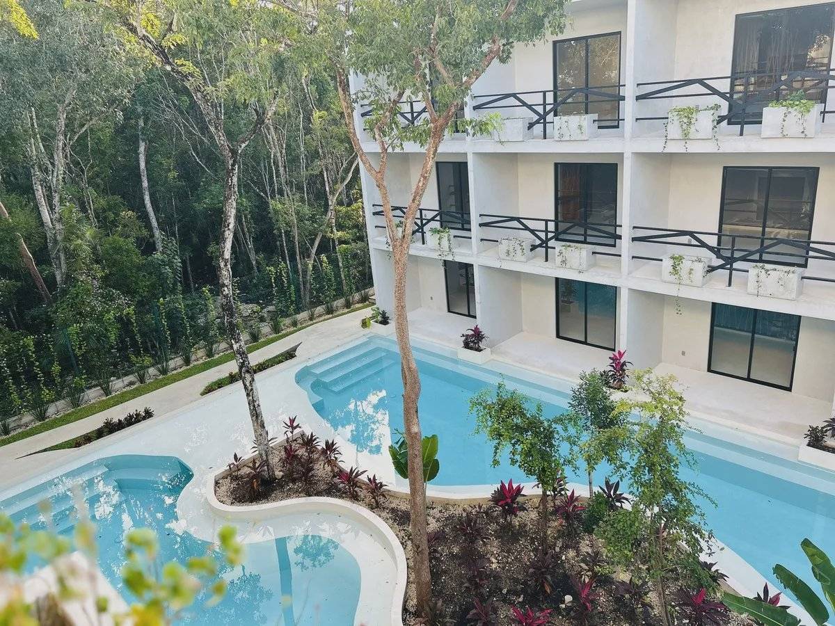 Inversión única con acceso directo a la piscina 3
