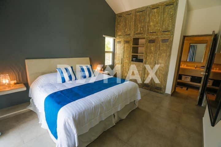 Casa privada con piscina en Aldea Zama Tulum 3