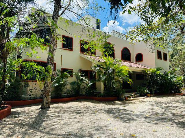 Casa ecológica con paneles solares en Tulum 2