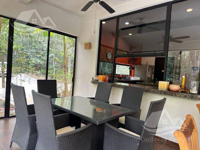 Casa ecológica con paneles solares en Tulum 5