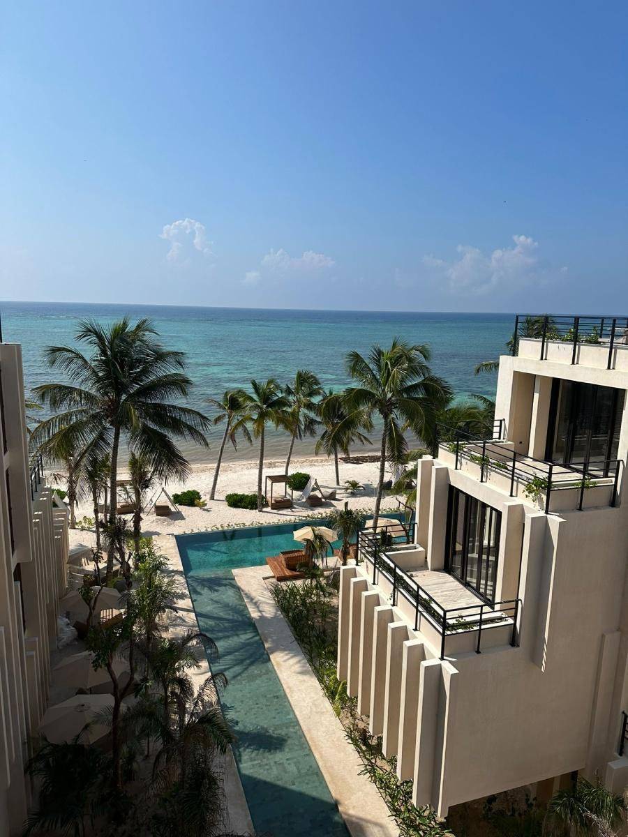 Lujo y naturaleza en Tulum frente al mar 4