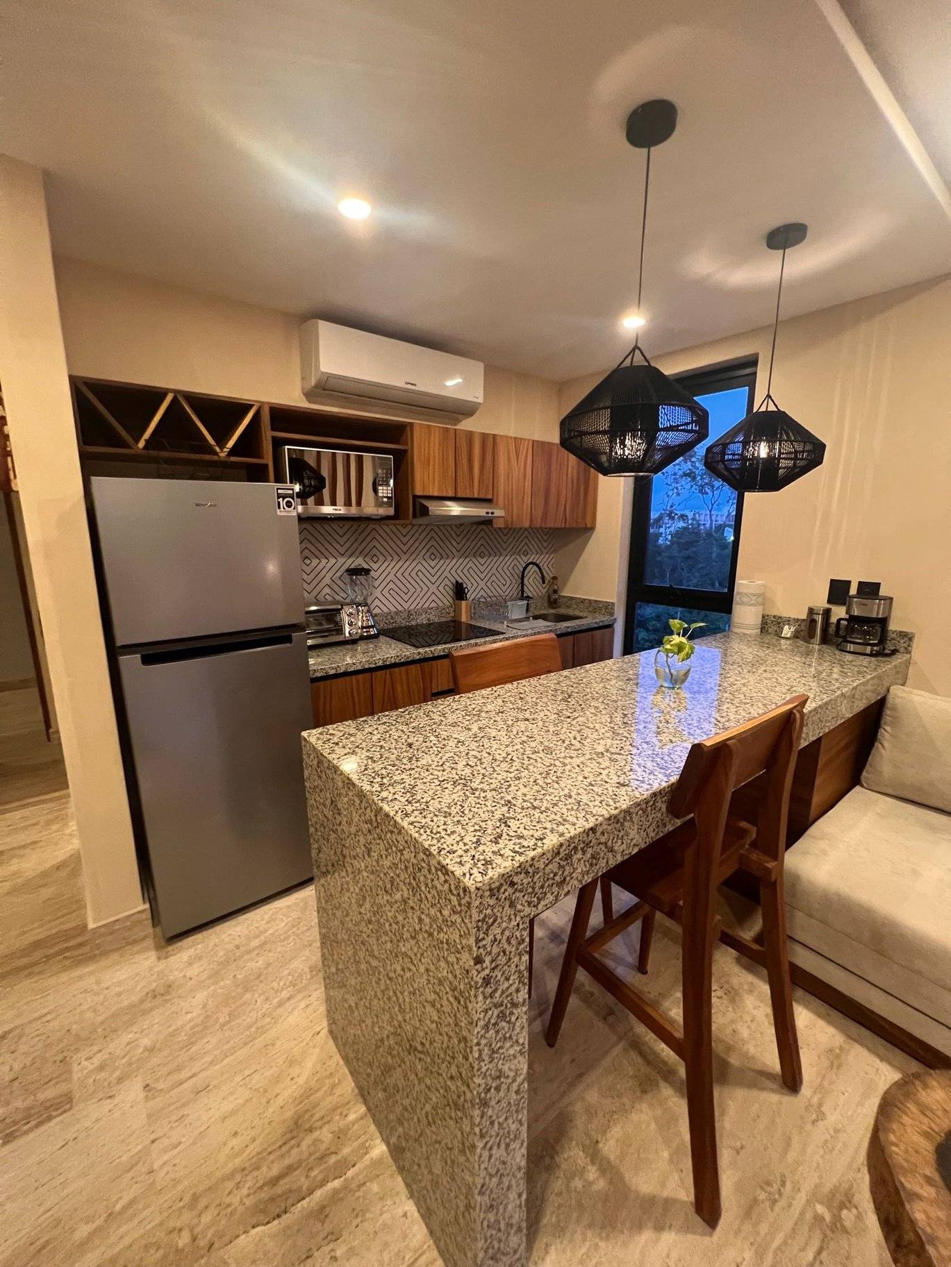 Exclusivo departamento con jacuzzi y vista selva 2